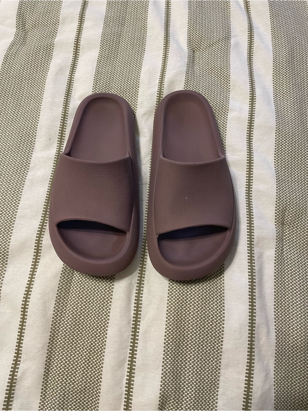 Women Purple Cloud Foam Sandals
